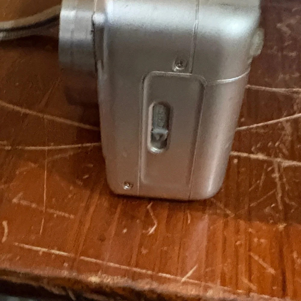 Canon Sure Shot z180u Camera Untested For Parts Only